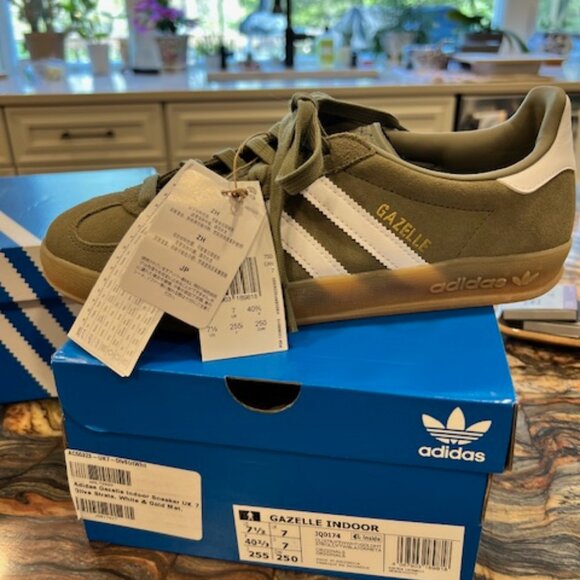 Adidas Gazelle Indoor Sneaker Olive Strata, White & Gold Met. - Picture 1 of 3